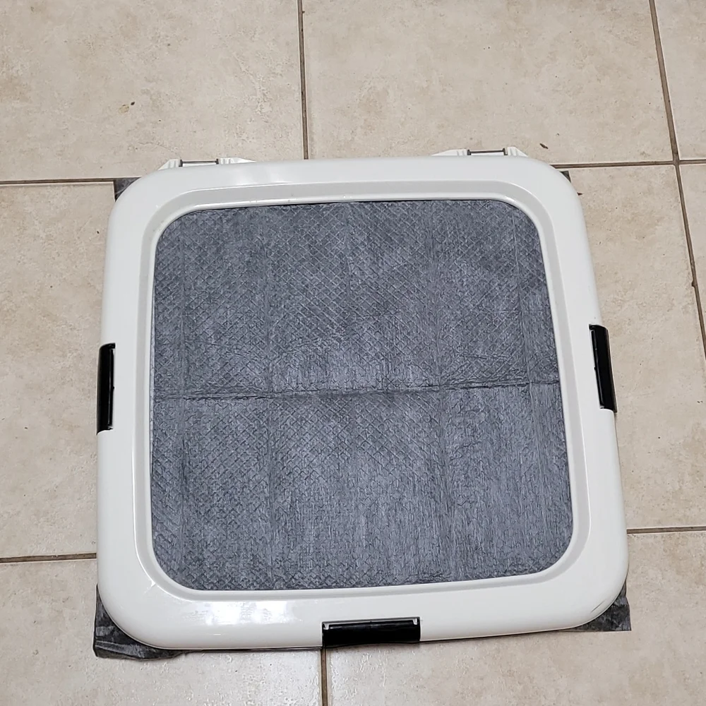 Small Dog plastic pee pad tray